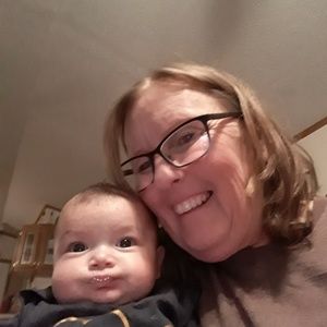 Meet your Posher, Rena